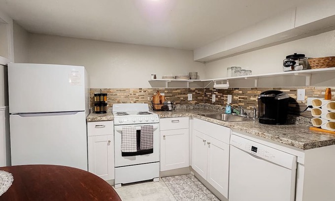 Great Falls Wohnung | A Cozy Art District Studio