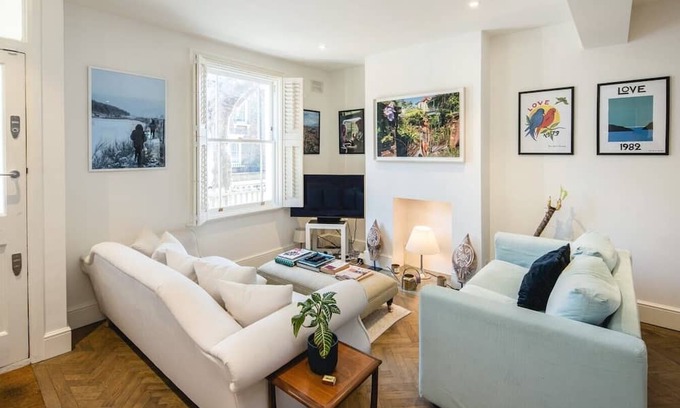 Queen's Park Hütte | Luxury 2BD Cottage stones throw from Notting Hill