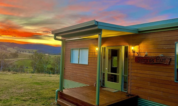 Tooma Sonstige | Snowy Mountain farm stay. Escape to the country, stay on a beautiful farm.