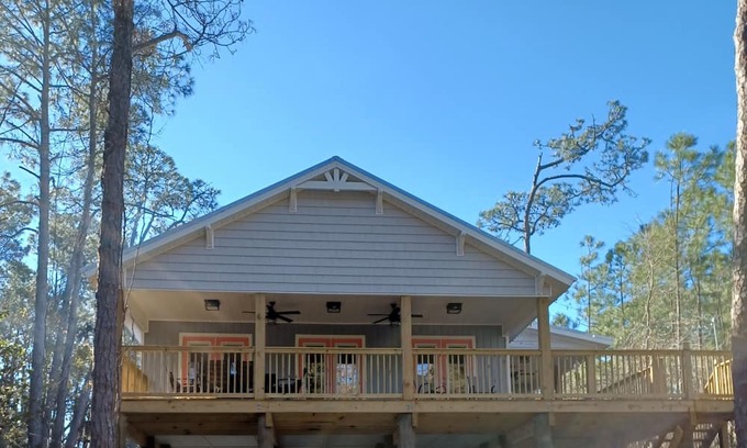 Pass Drury Haus | Sack Lunch! Come visit Dauphin Island where everyday is on Island time!