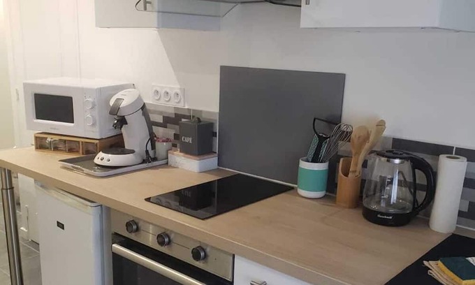 Vierzon Wohnung | "Le Cocooning" - Parking Gratuit - Arrivée Autonome