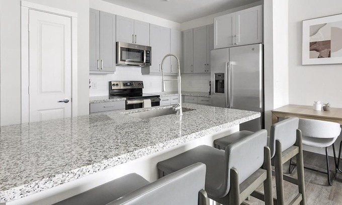 Spring Branch East Wohnung | Modern Apartment in Prime Location (ID1403X425)