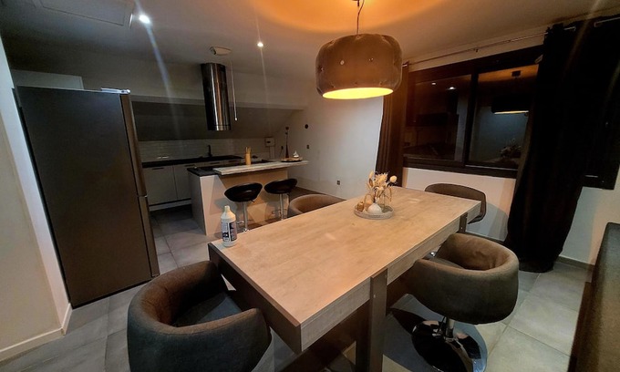 L'Isle-d'Abeau Haus | Maison Esperance à 5 Minute de L'entrée de L'autoroute A43 à 1 Minute du Golf