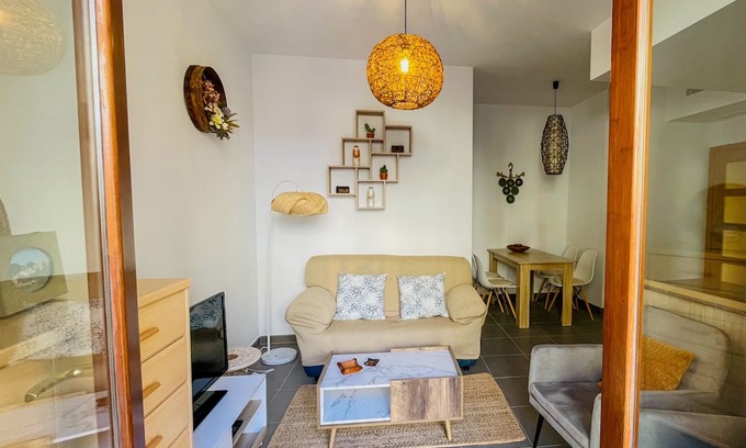 Tivissa Wohnung | Tranquilo, Acogedor y Rural "apartamento Monetze" con Wi-fi y Aire Acondicionado
