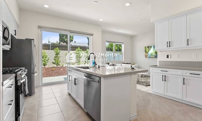 Charter Oak Haus | Excellent resort on E Wonder Ln #41754