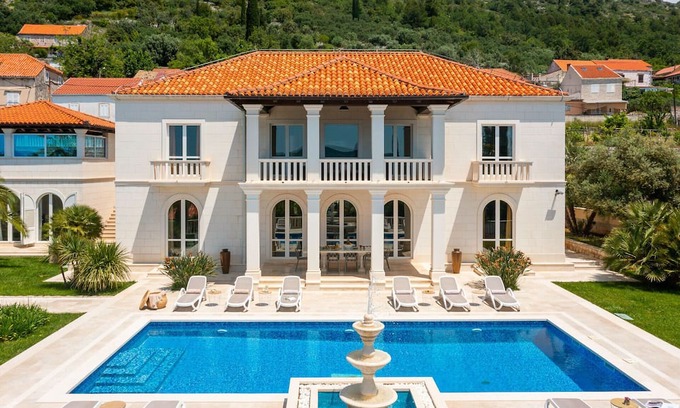 Trsteno Villa | Beautiful La Villa Dubrovnik with sea view