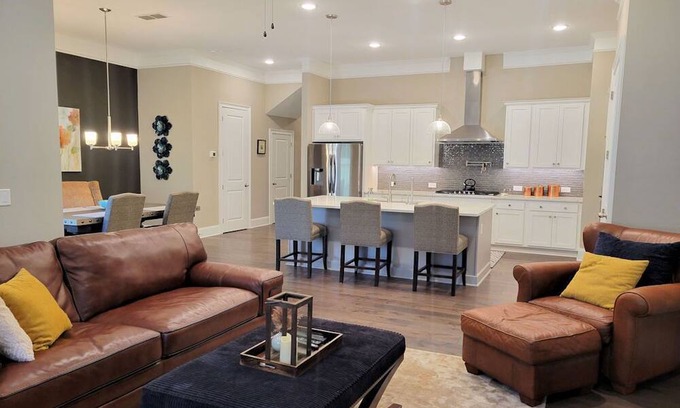 Woodstock Haus | Lovely new home in a quiet gated community within 1 mile from Downtown Woodstock