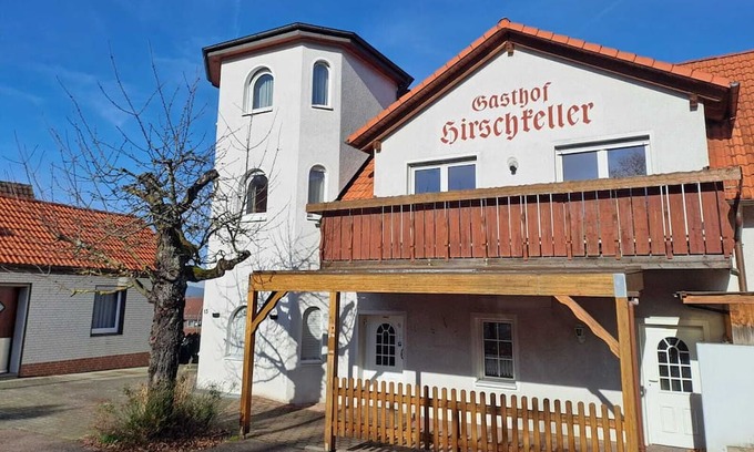 Jebenhausen Haus | Gasthof Hirschkeller
