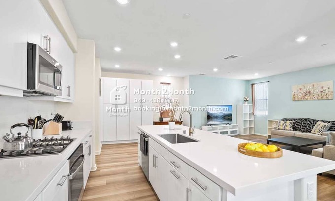 Chino Haus | The Palace on Traveller #41405