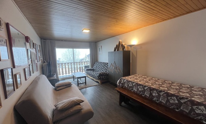 Cognet Wohnung | Appartement Rénové au Pied des Pistes, Lumineux, vue Montagne