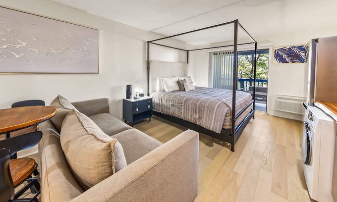 Fairfield Harbour Wohnung | Beautiful new studio on the water