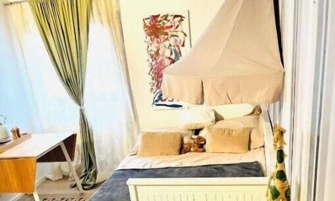 Roissy-en-France Haus | Private rooms in a Tiny Home