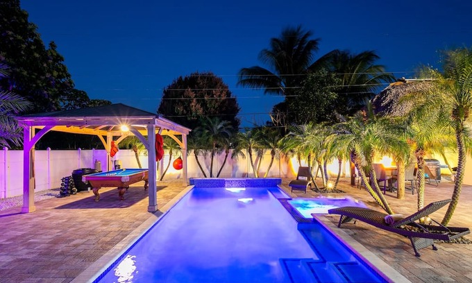 Lake Clarke Shores Villa | Villa d'Este Palm Beach