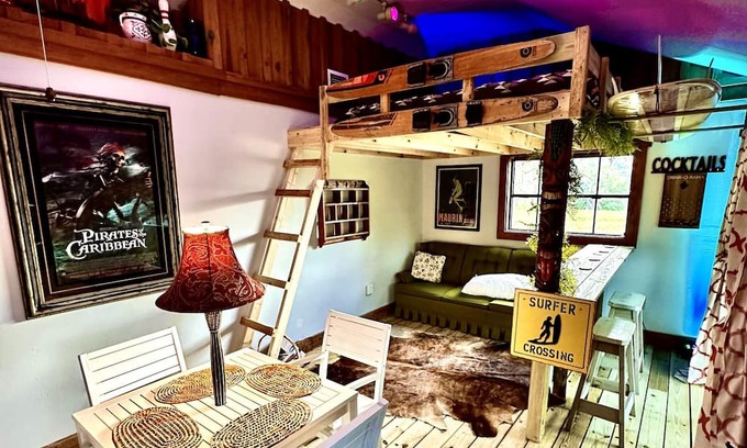 Braden River Sonstige | Farmhouse Retreat. Quiet country cabin just minutes from Siesta Key & TerraNova