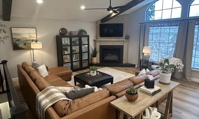 Highland Haus | Modern Transitional Family Home l Skyline by Stay