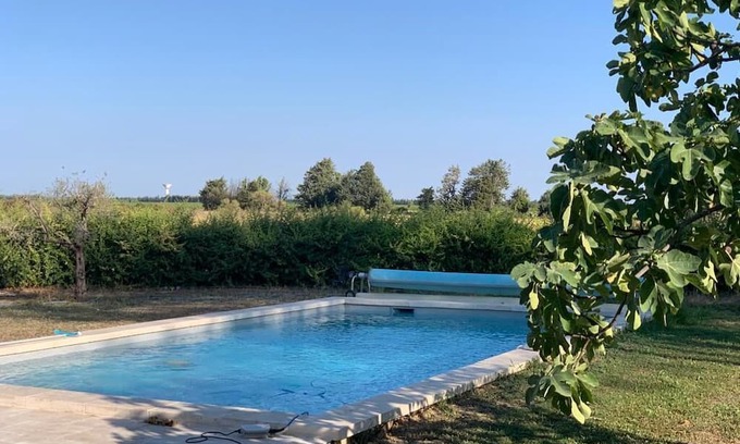 Redessan Haus | Le Mas des Oliviers, large Provençal Mas