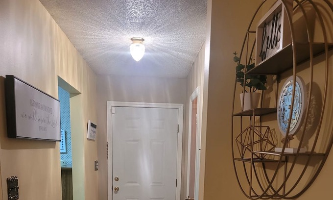 Selma Haus | Cozy Townhome close to historic downtown