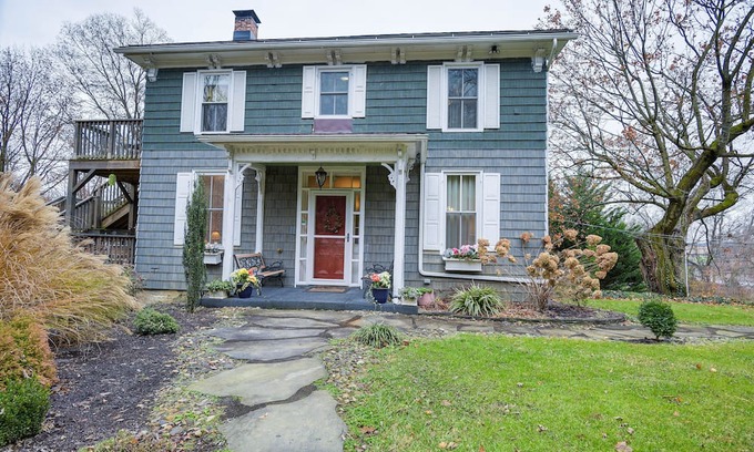 Middletown Haus | Middletown Getaway w/ Fire Pit & Multi-Level Deck!