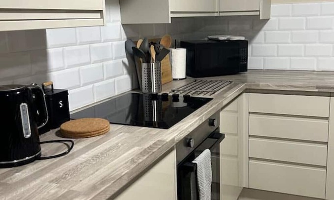 Burslem Wohnung | Comfortable & Spacious Apartment