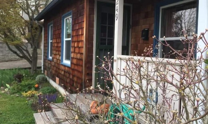 West Eugene Haus | Welcoming Cottage in the Heart of Eugene - Loving Cared for by Owner.