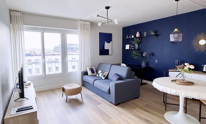 Vanves Wohnung | 3 minutes from metro, sleeps 2, and parking at Porte de Versailles 3 stars