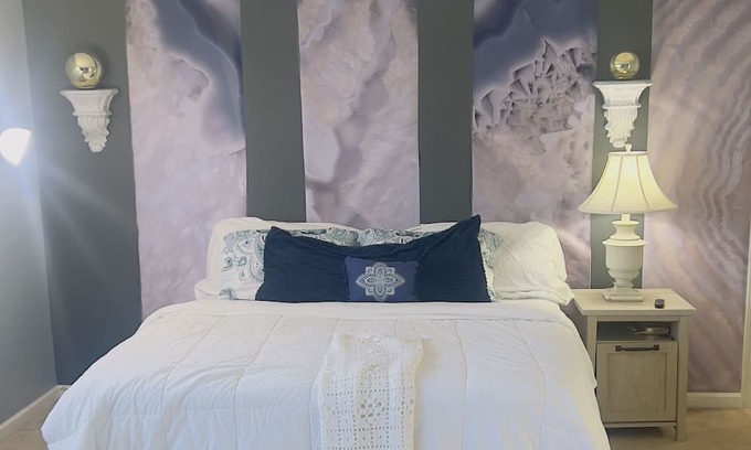 Grayson Haus | Enjoy Grayson More. Few mins to StoneMountain Park, Vines Park/Tribble Mill Park