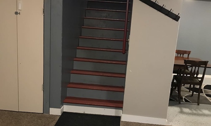 Dickinson Eigentumswohnung | Cul-da-sac hide-a-way