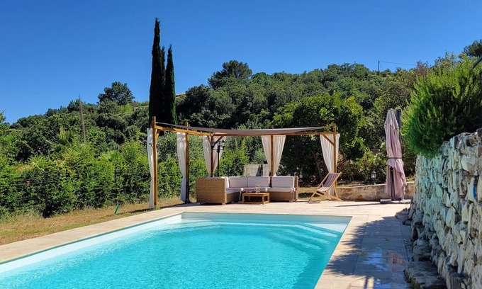 La Roquebrussanne Sonstige | Renovated 150m² Provencal house with climatisation, pool, and garden
