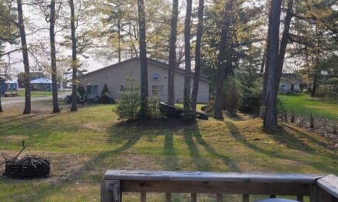 Oscoda Kabine | Bungalow #8 w/ 2 Bedrooms