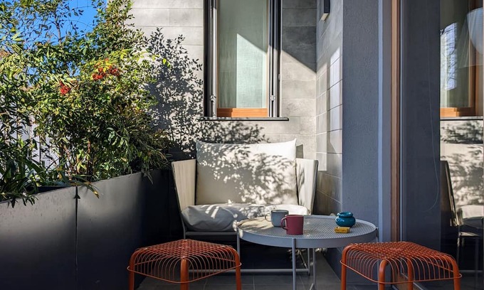 Navigli Wohnung | Modern gem with swimming pool and garage in the heart of Navigli | NABA/Bocconi