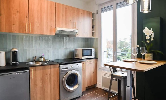 Charenton-le-Pont Wohnung | Very peaceful 22 m² love studio
