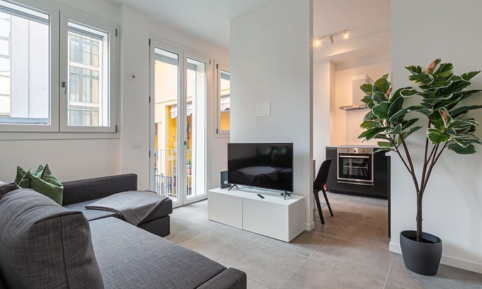 Villa San Giovanni Wohnung | [1 min walk from Metro M1] The Modern Suites