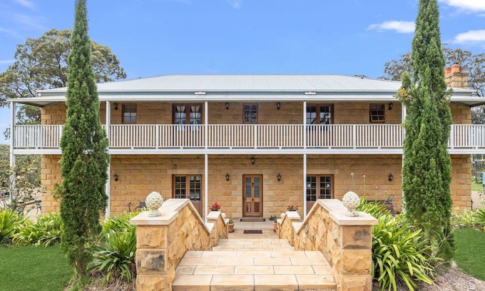 Little Forest Haus | Mcgrath welcomes you to Forestina