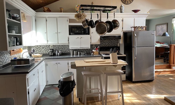 Belfast Haus | Cozy retreat in the Woods! 10 minutes to Belfast. 1 hour to Acadia. Pets OK.