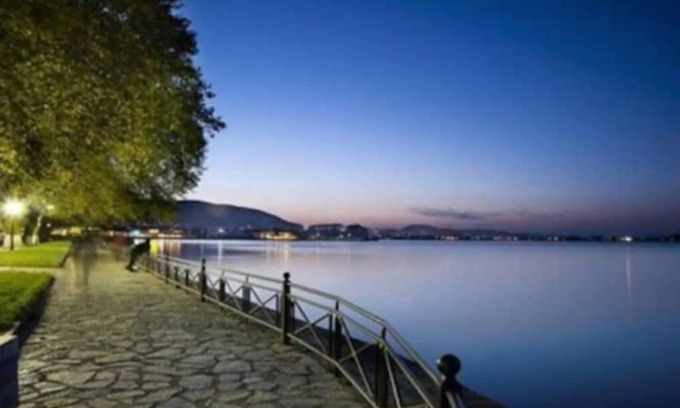 Ioannina Wohnung | View lake attic in Ioannina