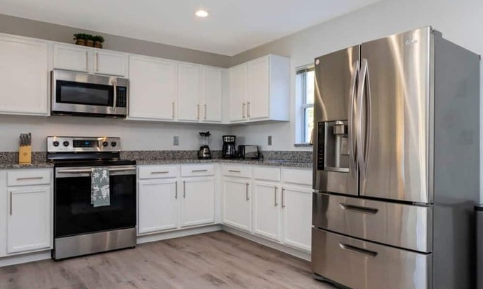 Lake Wilson Preserve Haus | Beautiful 5Bd Single Family w Game Room 106 Lake Wilson Preserve