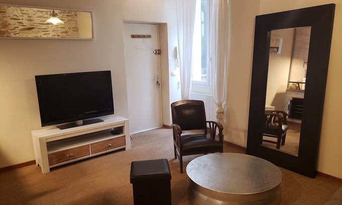 Richebourg - Saint-Clement Wohnung | Charming and comfortable apartment