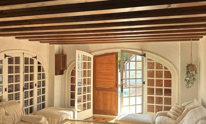 Rafelcofer Haus | Sun-filled house with ocean and mountain views. Pet Friendly! Free WiFi Sleeps 8