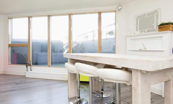 Guildford Wohnung | Modern 2BR Apartment in Guildford