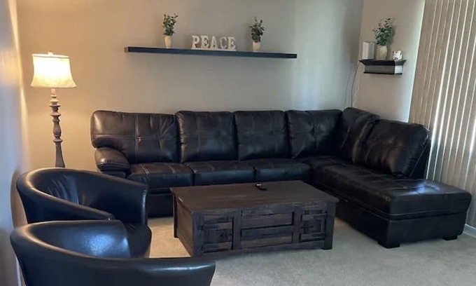 Thunder Bay Haus | Spacious and comfy 4 bedroom home!