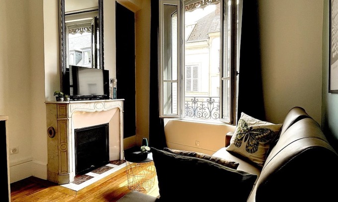 Dreux Wohnung | Dreux #3 - Comfortable studio on main and pedestrian street