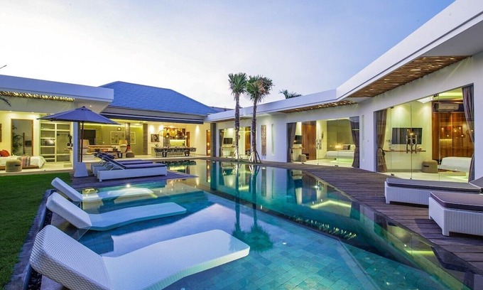 Berawa Hütte | Chic 2BR Villas, Brawah Hub, 300m to Coastal Bliss