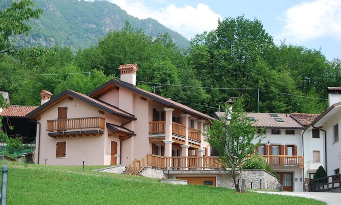 Sospirolo Wohnung | Holiday apartment Sospirolo for 1 - 6 persons with 2 bedrooms - Row house