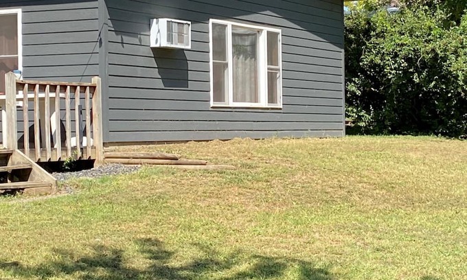 Bon Homme County Kabine | Cozy Cabin along Apple tree road with access to boat ramp for boating & fishing