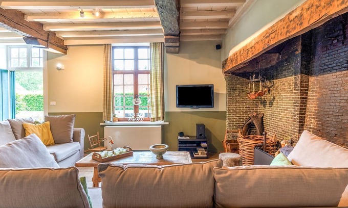 Damme Haus | Modern Holiday Home in Damme with Private Garden