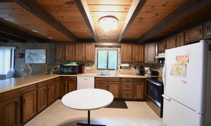 Standish Haus | Private Frye Island waterfront cottage with spectacular sunrise views!