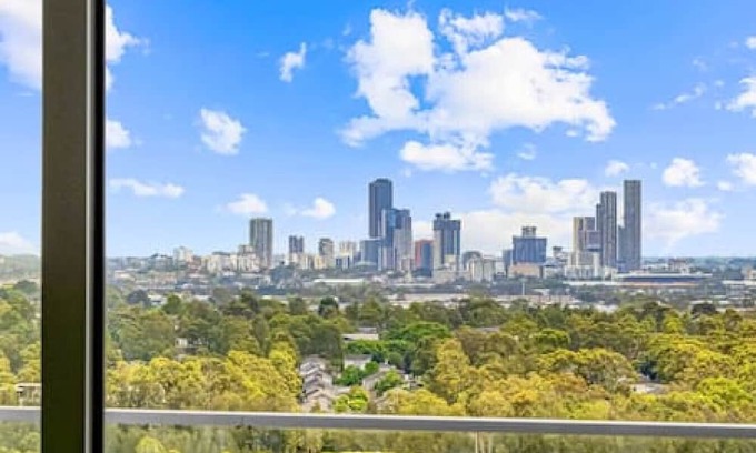 Lidcombe Wohnung | Top floor Apt right next to Accor Stadium