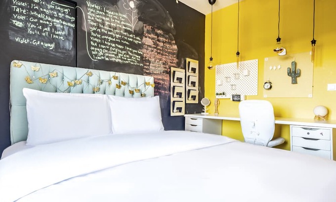 Ust Bostanci Wohnung | Vibrant Flat in Atasehir with Central Location