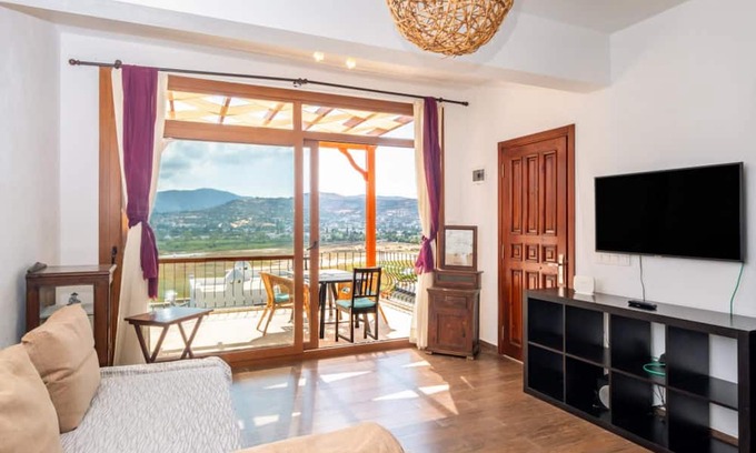 Golturkbuku Wohnung | Impressive House near Paradise Bay in Bodrum