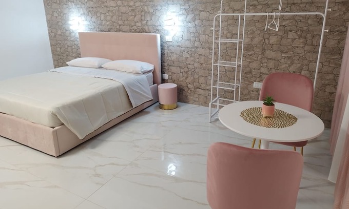 Naples Haus | Vrbo Property